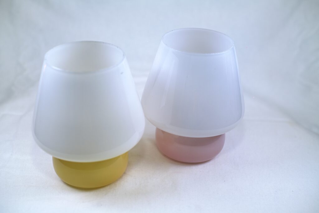 Glas-Tischlampen in Pilzform
