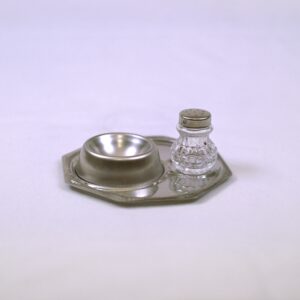 Menage / Salz- und Pfefferstreuer-Set